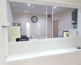 The Mews Inn - Rhyl - Rezeption