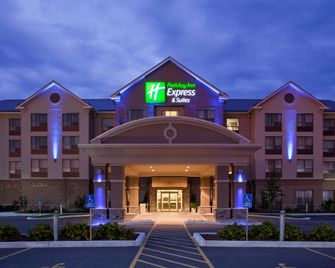 Holiday Inn Express & Suites New Liskeard By IHG - Temiskaming Shores - Budova