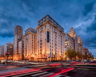 Hamilton Hotel - Washington DC - וושינגטון די.סי - בניין