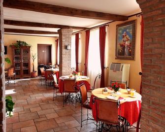 Hotel Antico Casale - Vigarano Mainarda - Restaurante