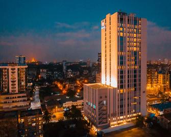 Zealax Hotel & Residence - Yangon - Bazén