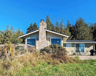 Sq Olympic-View-Cottage - Sequim - Edificio