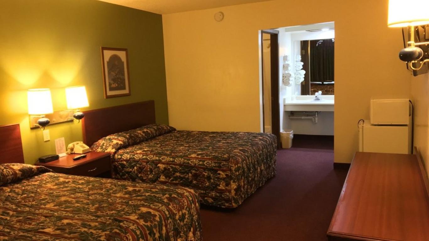 Thunderbird Motor Inn