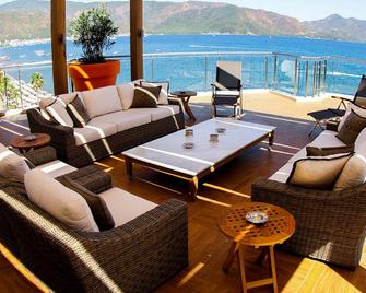 Elegance Hotels International Marmaris - Marmaris - Sala de estar
