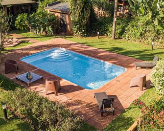 El Descanso Iguazú By Dot Cabana - Puerto Iguazú - Piscina