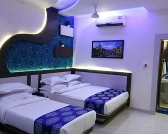 Hotel Embassy International - Muzaffarpur - Habitación