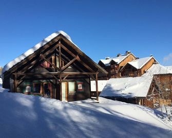 Magnificent chalet in the heart of the mountain, breathtaking view - Risoul - Bâtiment