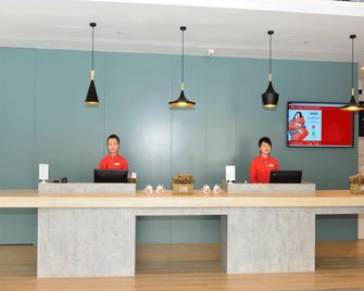 ibis Beijing Changying Hotel - Beijing - Bygning