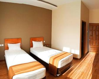 Bluefire Homestay Syariah - Banyuwangi - Habitación