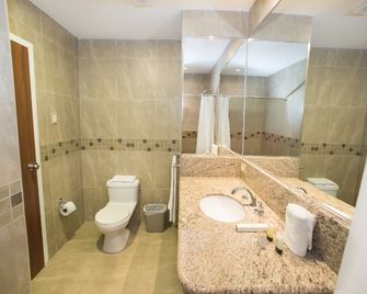 Hotel Marcelius - Guayaquil - Badkamer