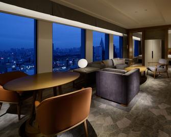 Keio Plaza Hotel Tokyo Premier Grand - Tokyo - Living room