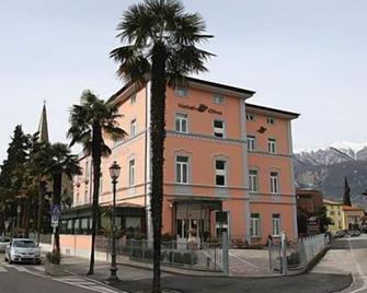 Hotel Olivo - Arco - Building