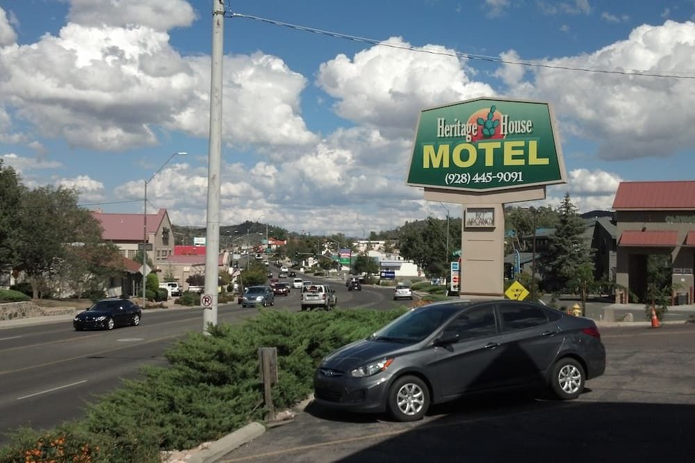 Heritage House Motel - Prescott - Pemandangan luar