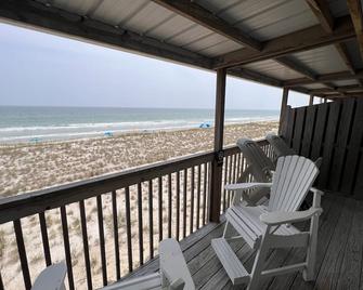 Sea Vista Motel - Topsail Beach - Balcony