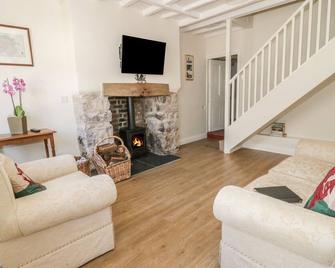 27 Borthyn - Ruthin - Huiskamer