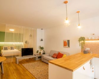 Faro Central - Holiday Apartments - Faro - Huiskamer