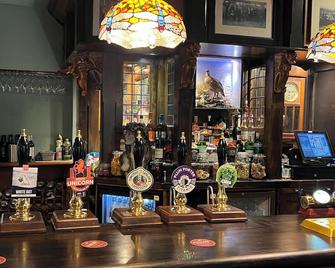 The Royal Oak Hotel and Restaurant - Tarporley - Bar