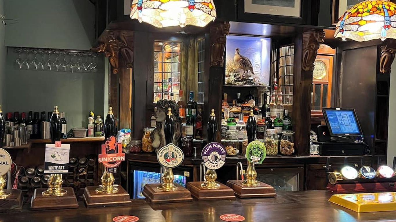 The Royal Oak Hotel and Restaurant