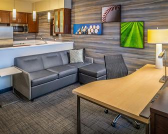 Residence Inn by Marriott Williamsport - Williamsport - Living room