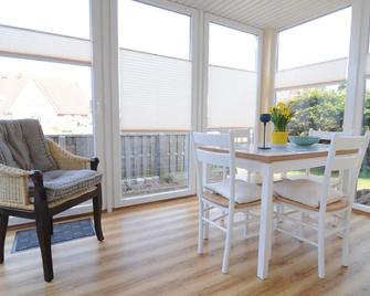 Haus Zur Duene - Norddorf - Dining room