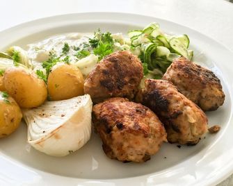 Langebjerg Pension & Spisested - Allinge - Yiyecek