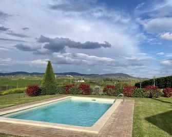 Villa with private pool and panoramic view in beautiful Val d'Orcia - Montisi - Pool