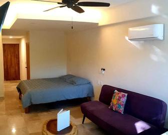 Casa Del Sol - La Crucecita - Bedroom