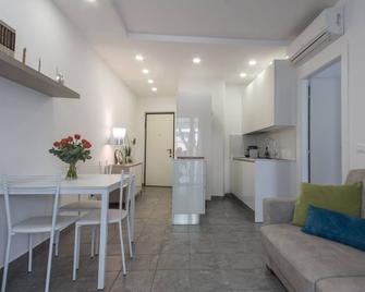 Apartment Sabaudia - Sabaudia - Wohnzimmer