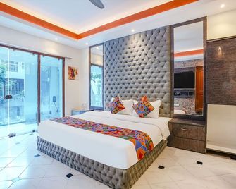 Fabhotel Twigo Inn - Mumbai - Schlafzimmer