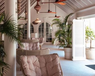 Couples Sans Souci - Ocho Rios - Innenhof