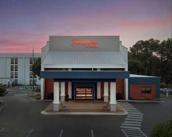 Hampton Inn by Hilton Fayetteville Fort Bragg - Fayetteville - Gebouw