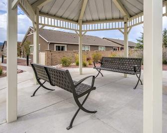4br Modern Townhome Close To Usafa! - Colorado Springs