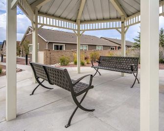 4br Modern Townhome Close To Usafa - קולרדו ספרינגס - פטיו