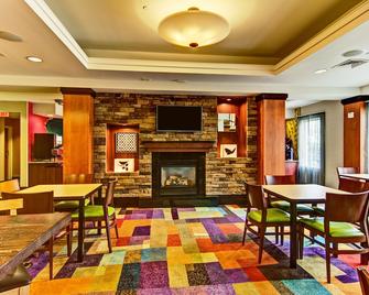 Fairfield Inn & Suites by Marriott State College - State College - Restaurant