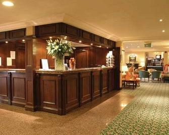 The Waterside Hotel - Peterhead - Front desk