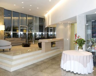 Max Savassi Apart Service - Belo Horizonte - Reception