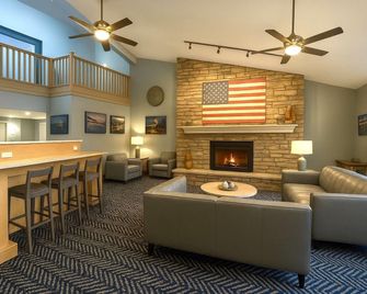 AmericInn by Wyndham Okoboji - Okoboji - Ingresso