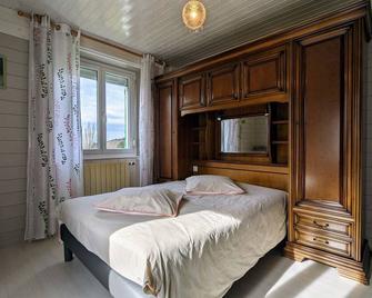 Gite Ban-sur-Meurthe-Clefcy, 4 bedrooms, 9 persons - Ban-sur-Meurthe-Clefcy - ห้องนอน