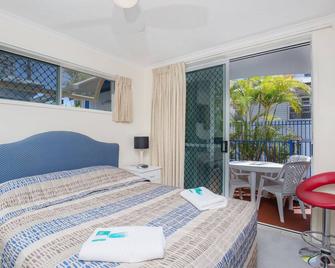 Surfers Beach Resort One - Surfers Paradise - Bedroom