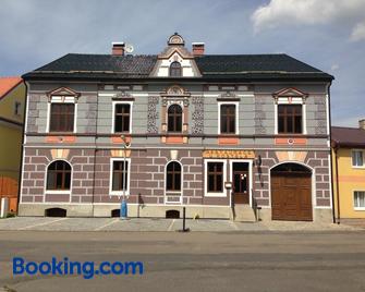 Restaurace U Kostela - Litvínov - Building