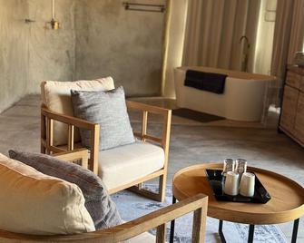 Tsauchab River Lodge - Sesriem - Wohnzimmer