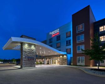 Fairfield Inn & Suites by Marriott Moncton - Moncton - Building
