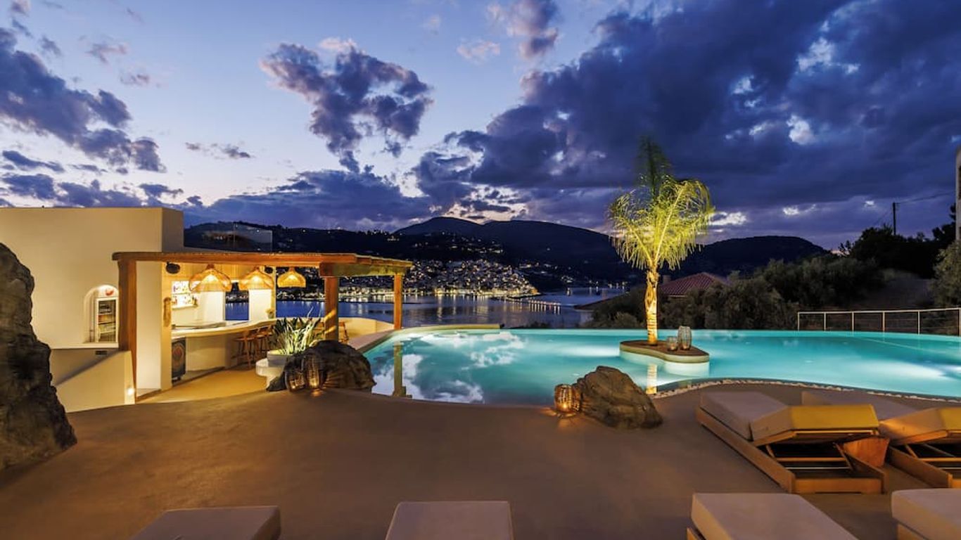 Evlalia Studios & Villas