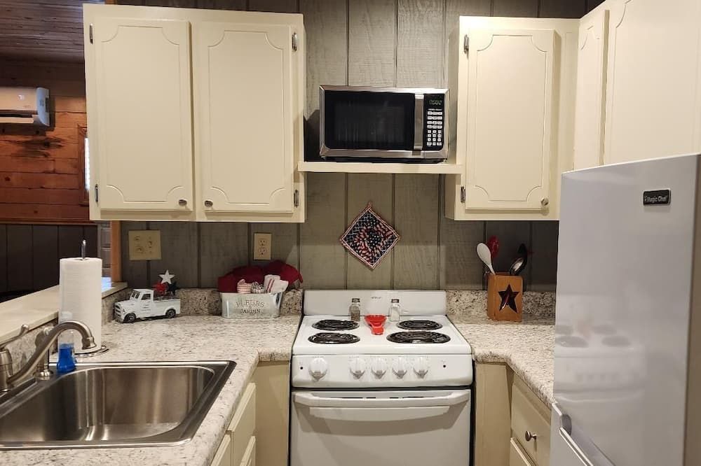 Patriot loft @ Upland Hill Manor! Close to the lake and the large city of Tulsa! - Claremore - Küche