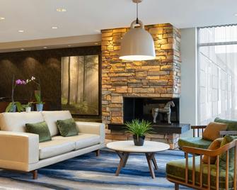 Fairfield Inn & Suites by Marriott Springfield Northampton/Amherst - Northampton - Huiskamer