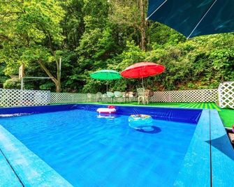 Yeoju Landscape of Forest Pension - Yeoju - Piscina