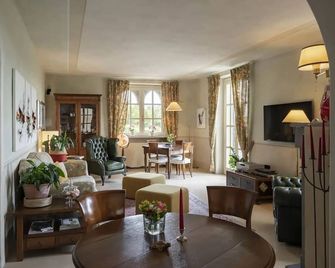 Tenuta il Sassone - Wine & Food - Massa Marittima - Sala de estar