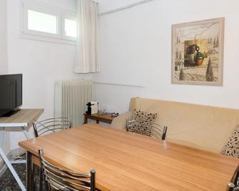 Karagiannis - Keramoti - Comedor