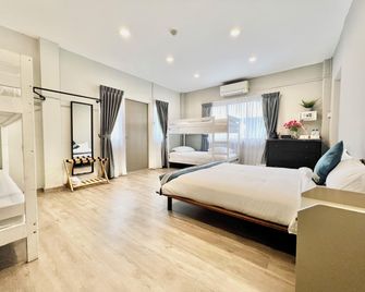 K2 Guesthouse - Singapore - Camera da letto