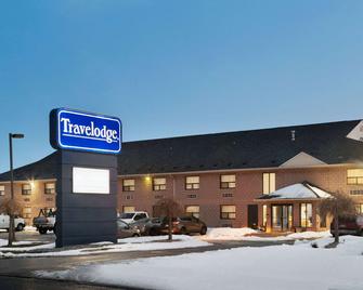 Travelodge by Wyndham Windsor - Windsor - Rakennus